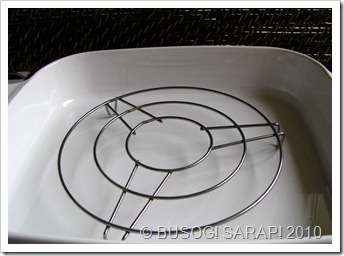 L.flan cake water rack© BUSOG! SARAP! 2010