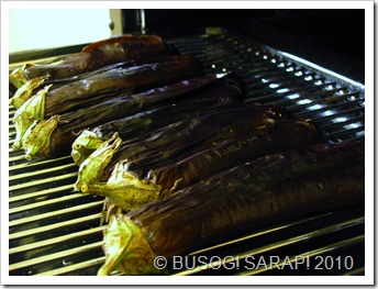 Grilled eggplant© BUSOG! SARAP! 2010 Grilled eggplant© BUSOG! SARAP! 2010