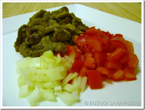 Ensaladang talong ing.© BUSOG! SARAP! 2010 Ensaladang talong ing.© BUSOG! SARAP! 2010
