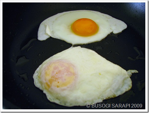 pinipritong itlog© BUSOG! SARAP! 2009