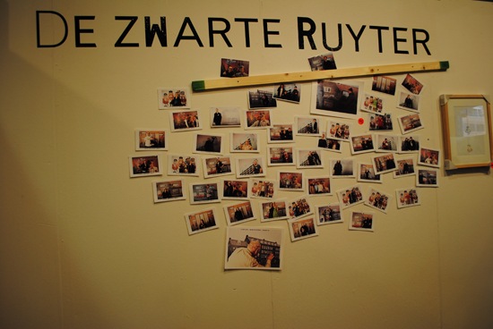 [zwarte2.jpg]