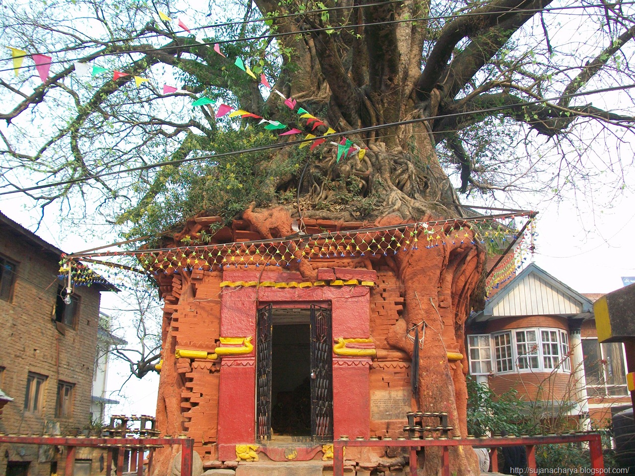 [Handigaon Krishna Temple (2)[4].jpg]