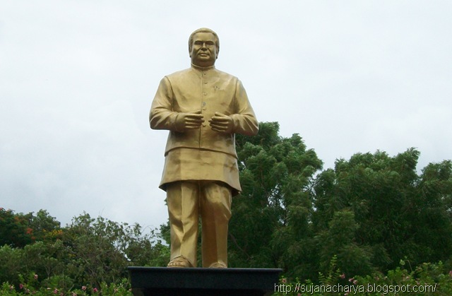 [Sri Tanguturi Anjaiah(Former CM of A.P)[3].jpg]