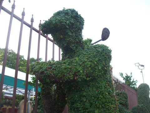 Topiary Garden Lining The Street On Buffalo Speedway, North Of Highway 59 South In Houston, Texas. A Great Free Attraction!