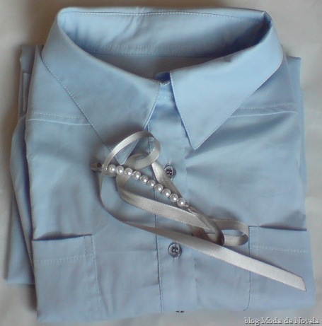 [modade novela chemisier azul claro mais pulseira de tecido com pérolas[6].jpg]