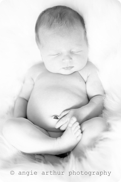 Angie Arthur Photography - Newborn 2