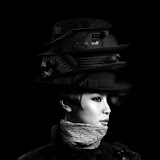 何韵诗《Ten Days In The Madhouse》
