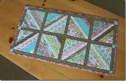 string table runner