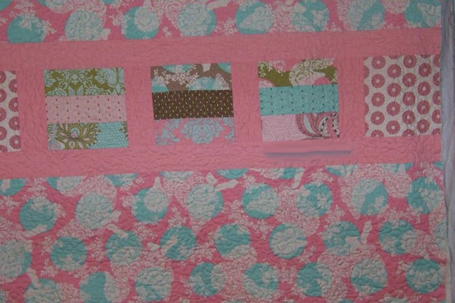 [baby quilt 8[3].jpg]