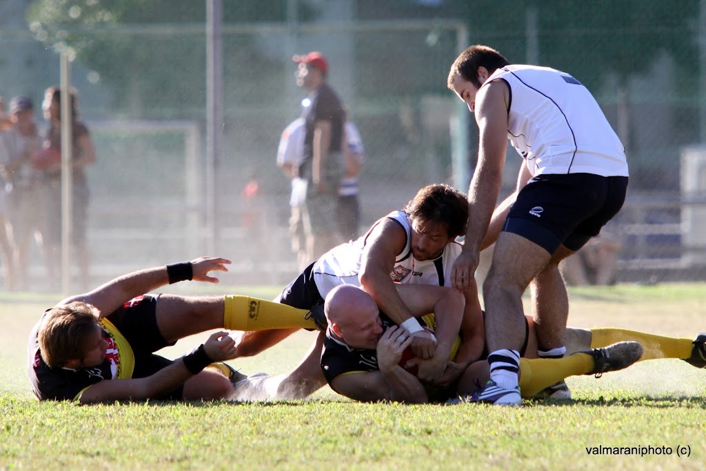 IMAGE: http://lh6.ggpht.com/_u9HOGd0lrSA/THqQMgjF7DI/AAAAAAAABj8/xbRiqA5yn68/s1024/IMG_0248.JPG