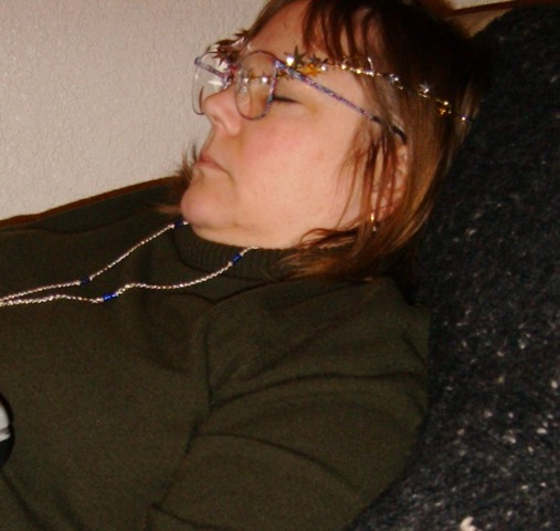 [mom sleeping1[2].jpg]
