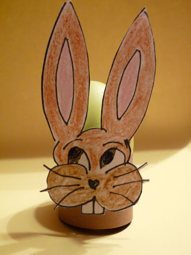 Ostern basteln Eierbecher Osterhase