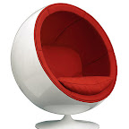 The capsule chair, ready for lift off!