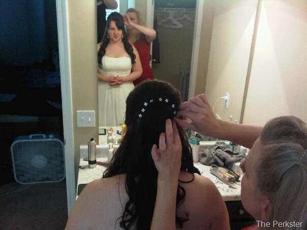 [Kristin hair finishing touches[3].jpg]