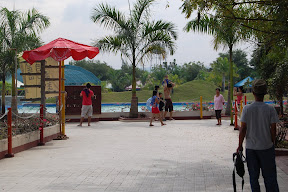 Club Manila East Entrance Club Manila East Entrance