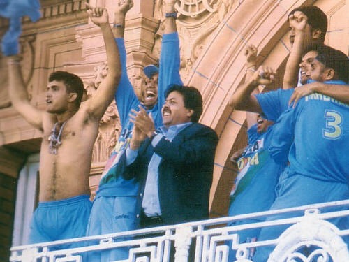 [sourav-on-lords[3].jpg]