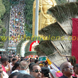 crowd at 11.14am