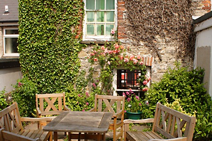 [beer_garden[4].jpg]