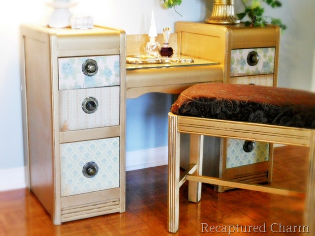 [Gold Antique Vanity 045a[10].jpg]