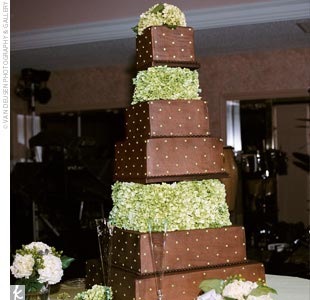 [brown cake[2].jpg]