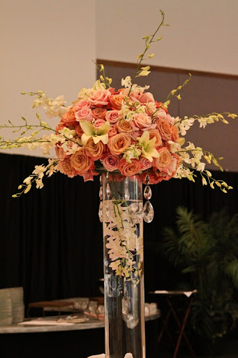 I love how they incorporated i love you man wedding decor. I love how they incorporated