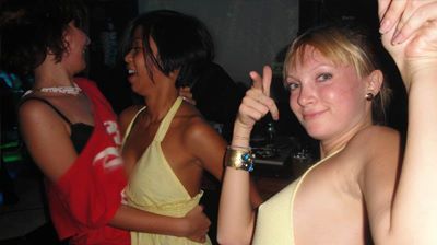 girls at join-us