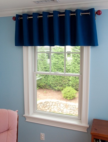 [nautical_valance2 (1 of 1)[7].jpg]