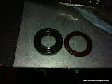 Old gasket on the right, incorrect new one on the left