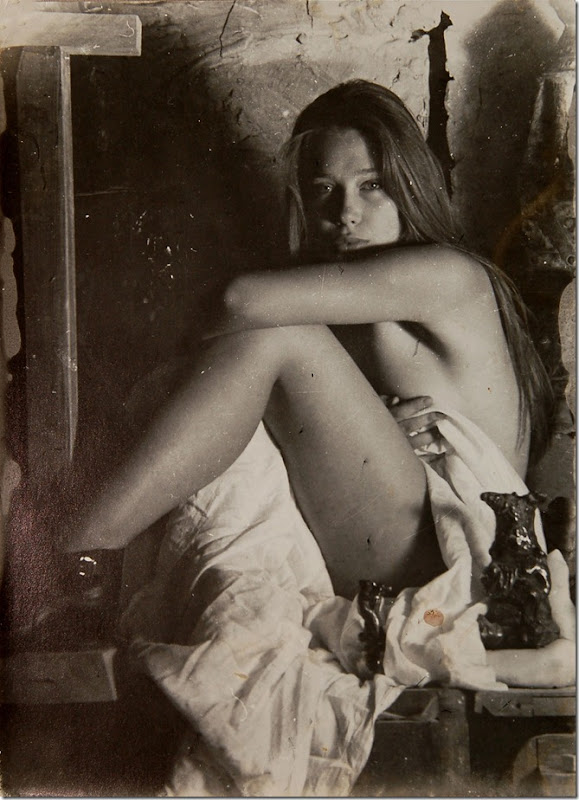 nude00014