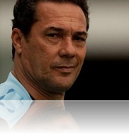 luxemburgo-comanda-treino-do-santos-1258804481701_300x230