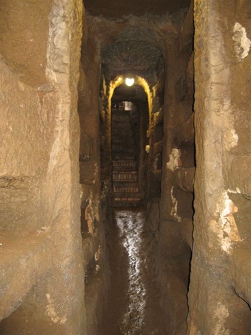 [Roma_Catacombe ebraiche[4].jpg]