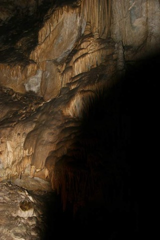 [Lewis & Clark Caverns 07[2].jpg]