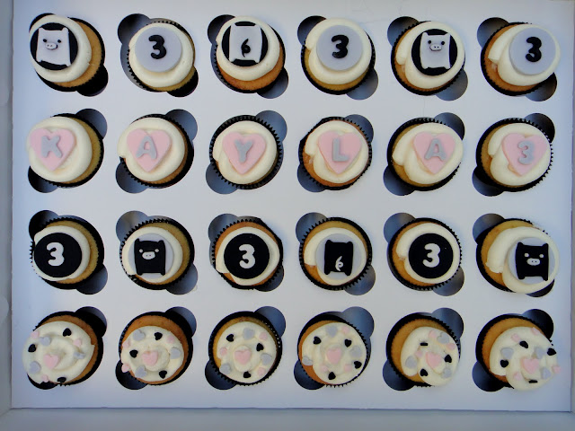 Monoruku Boo Cupcakes