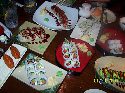  Maki (roll) Sushi