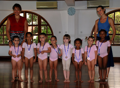 Tess with her class at Pipa's