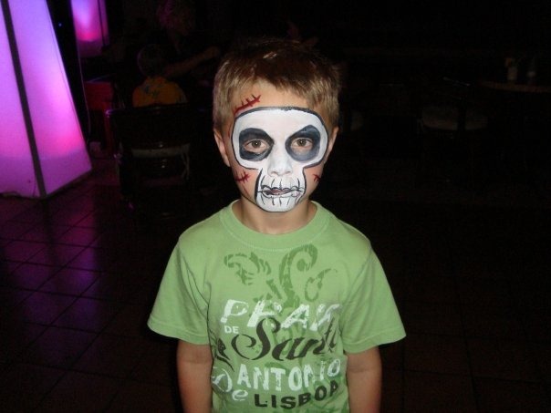 [skeleton[3].jpg]