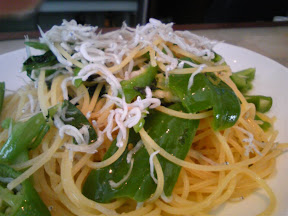 PIETRAの夏野菜としらすのパスタ