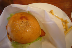 FUNGOのフィッシュバーガー