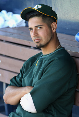 The Eyes Have It Please tell that this isnt a boy who doesnt know hes hot! I see you, Gio, and you are fine!