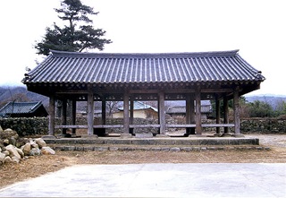 Gunwi Daecheong pavilion in Daeyul-ri,