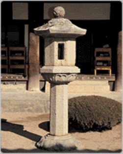 Cheongdo Stone lantern in front of main hall of Unmunsa