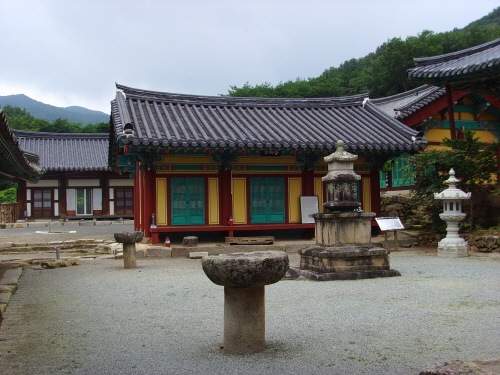 [Gyeongsan Simgeomdang Hall in Hwanseongsa Temple 02[5].jpg]