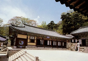 Daegu Seolseondang Hall of Pagyesa Temple
