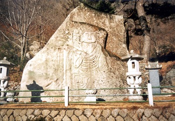 Daegu Reliefs of seated buddha and bodhisattva of Yeomburam Hermitage in Donghwasa Temple 02