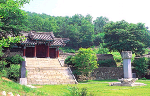 Daegu Yuksinsa Shrine