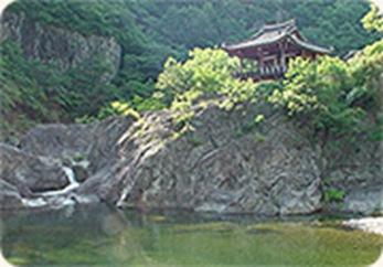 Yeongdeok Okgye Valley 02