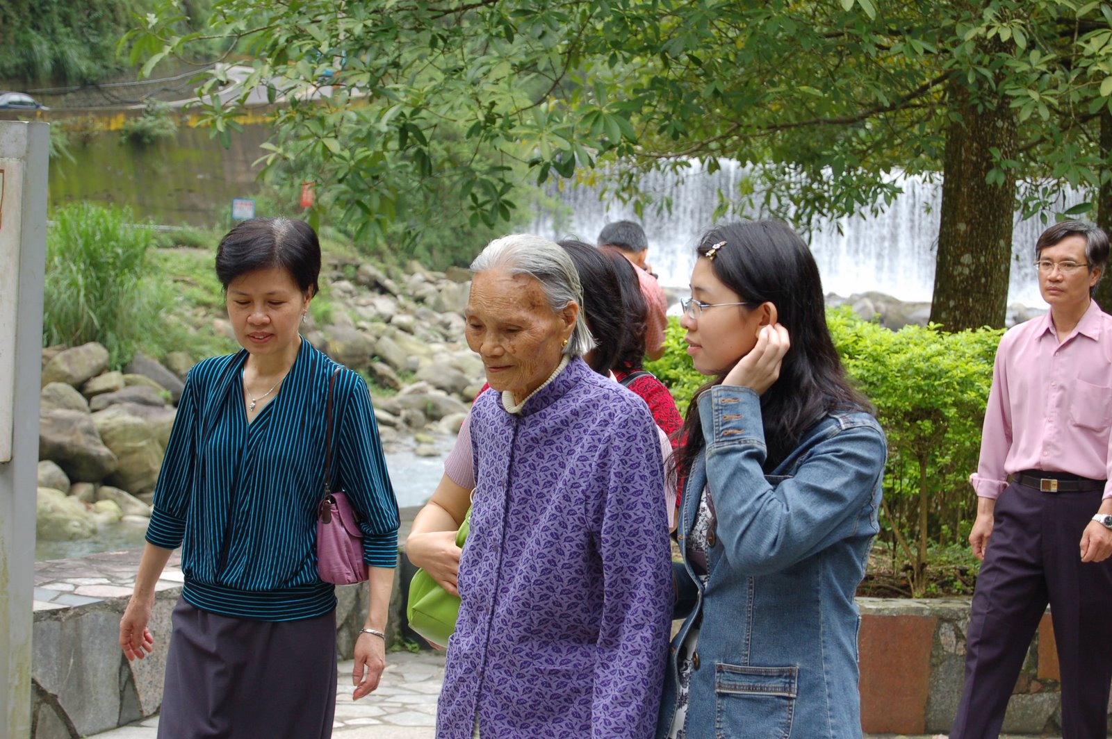 [DSC_0026.JPG]