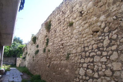 Manfredonia, Antiche mura