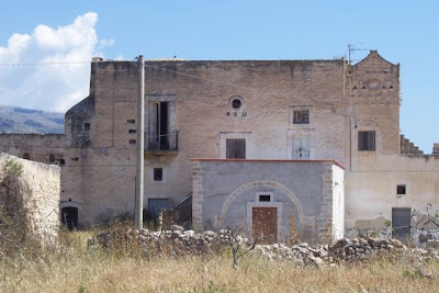 Manfredonia, Antica costruzione rurale
