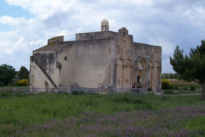 Manfredonia, Basilica di S. Maria di Siponto